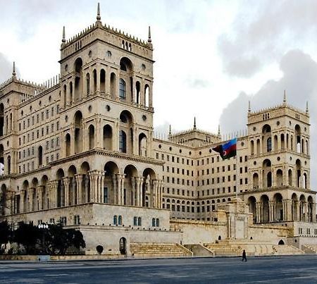 Deluxe City Hotel Баку Екстериор снимка