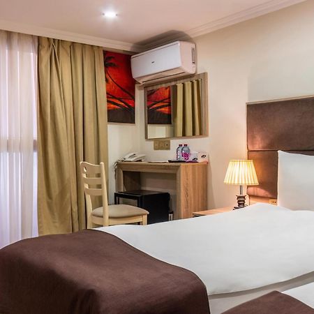 Deluxe City Hotel Баку Екстериор снимка