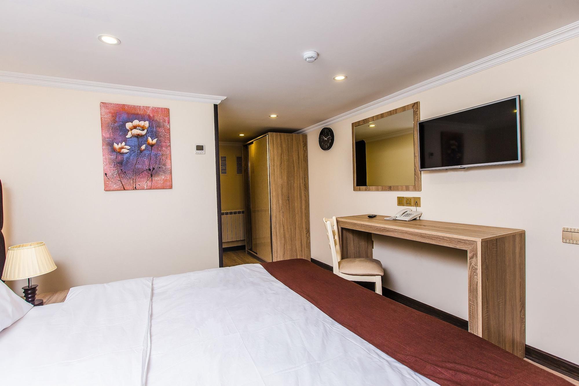 Deluxe City Hotel Баку Екстериор снимка
