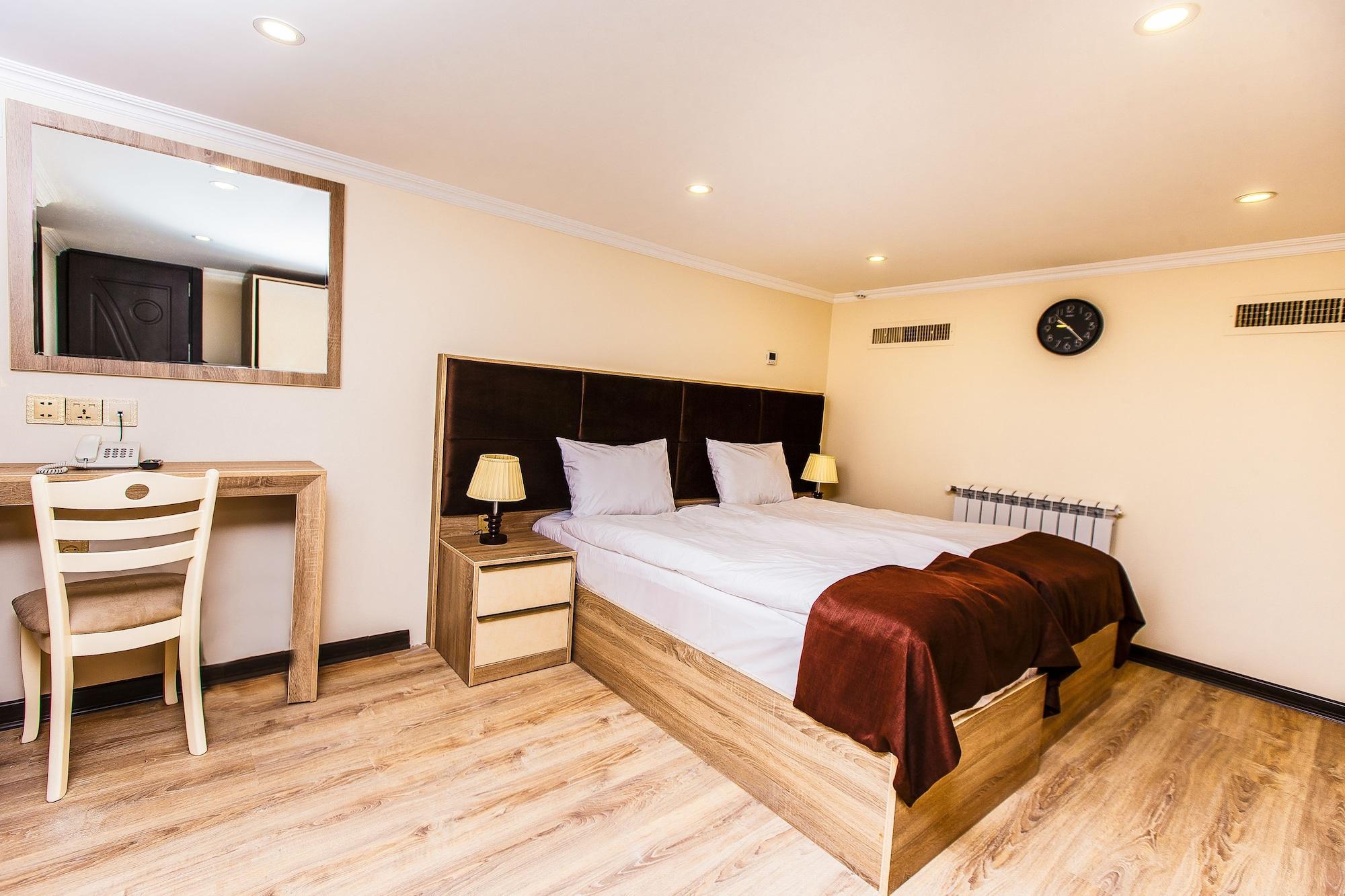 Deluxe City Hotel Баку Екстериор снимка