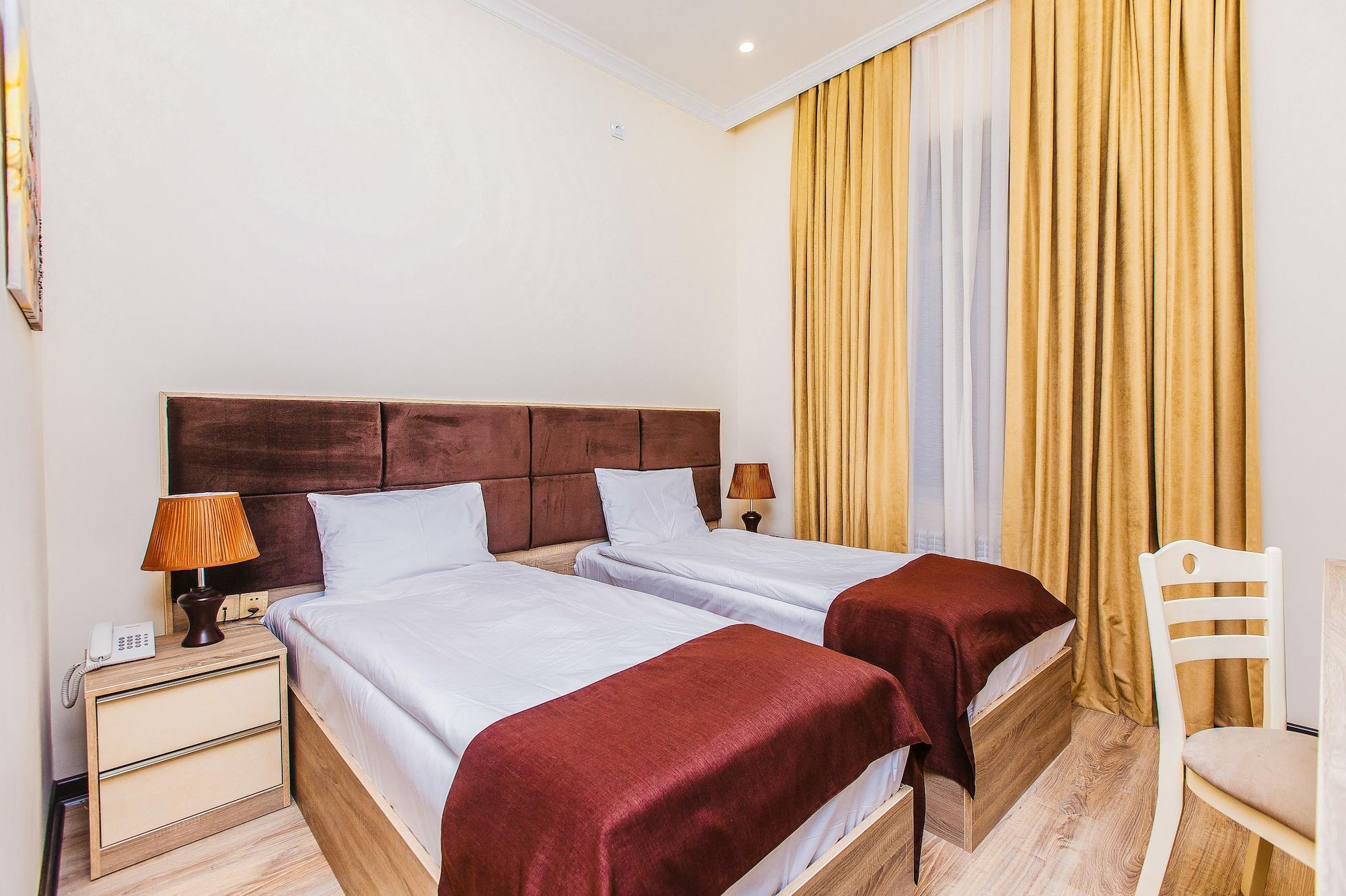 Deluxe City Hotel Баку Екстериор снимка