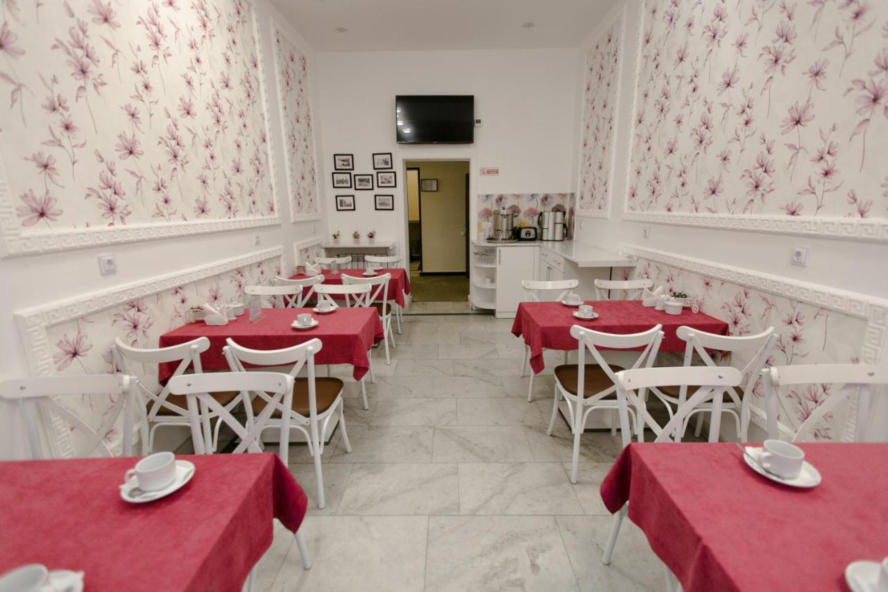 Deluxe City Hotel Баку Екстериор снимка
