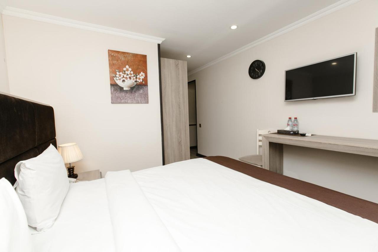 Deluxe City Hotel Баку Екстериор снимка